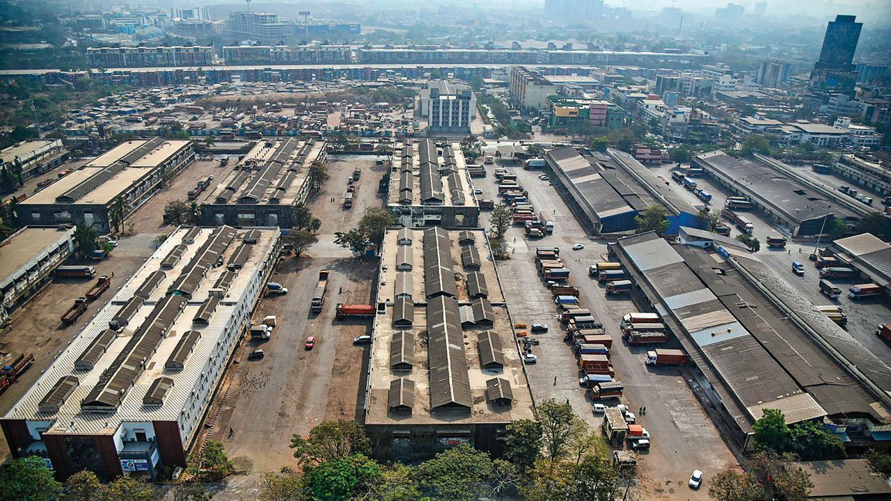 Mumbai: Mathadi workers’ stir hits transport, supply chains