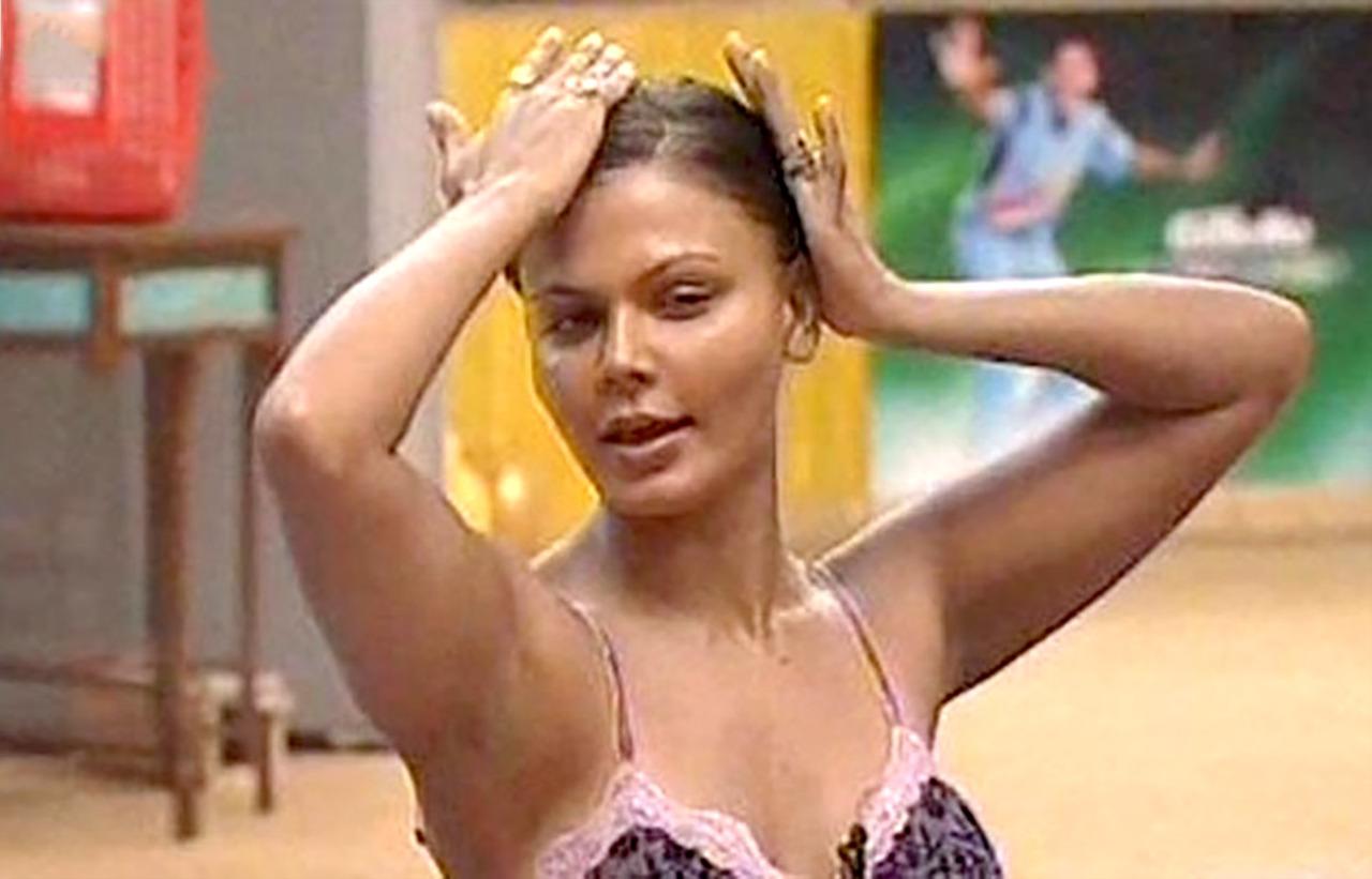 Rakhi Sawant: Call her controversial or cringe, Rakhi Sawant undoubtedly remains a favourite among Bigg Boss fans. She participated in the first season of the show but couldn't win the trophy