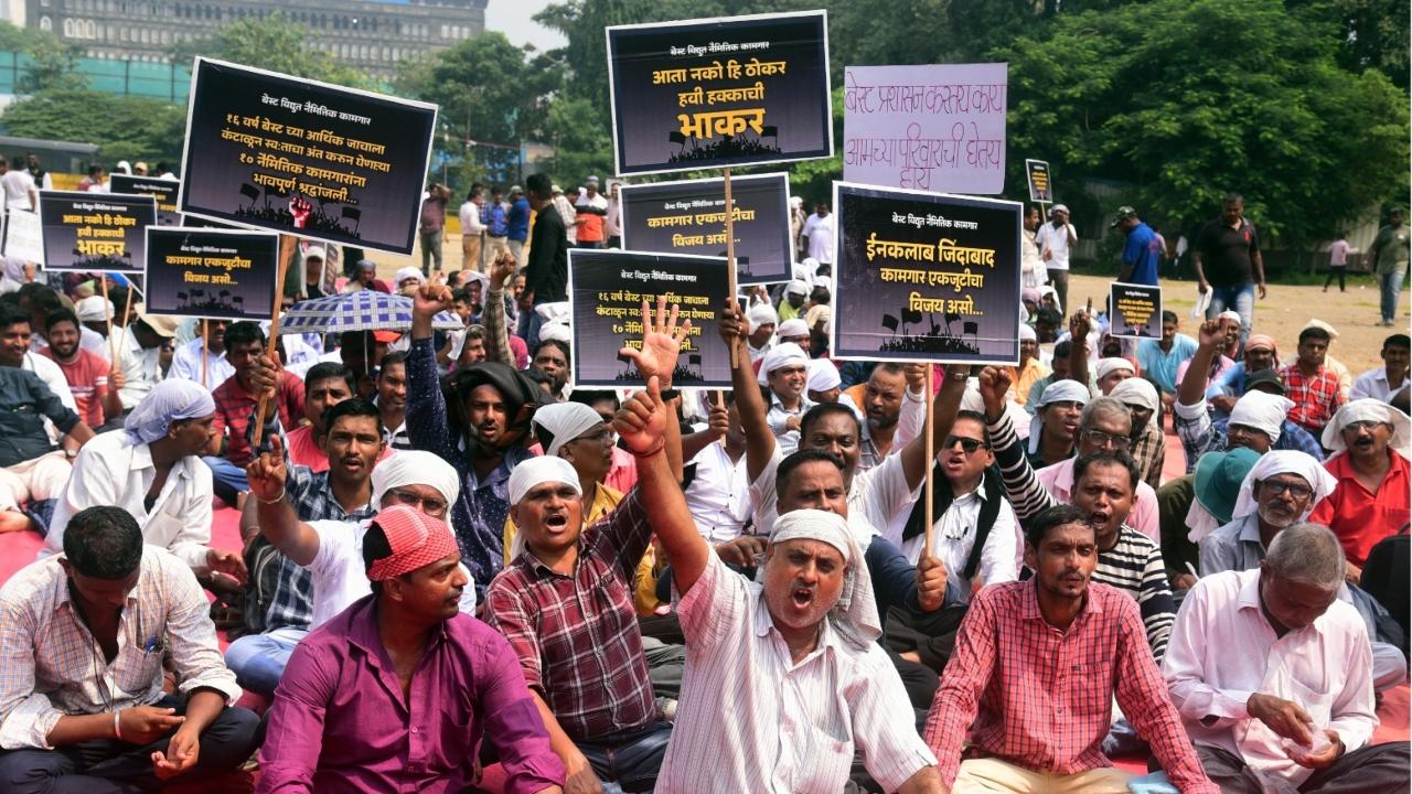 Earlier, in August, the wet lease bus drivers of Brihanmumbai Electric Supply and Transport (BEST) had gone on strike with similar demands