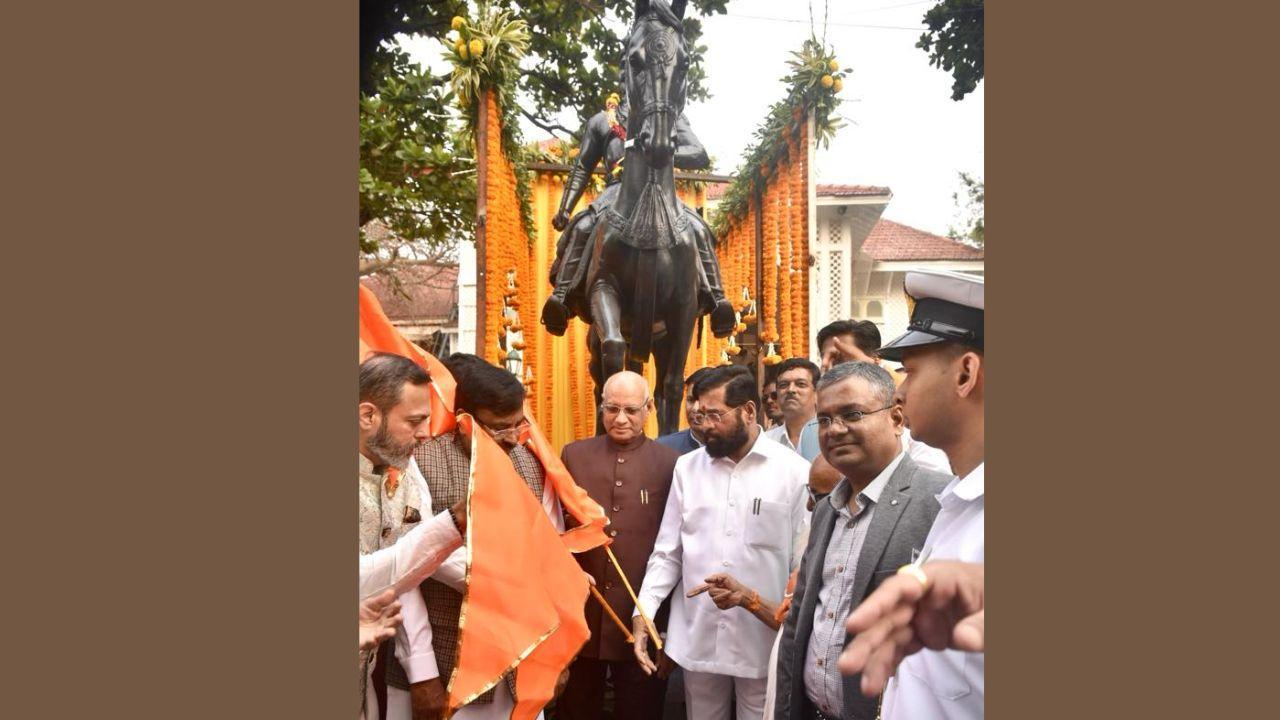 Maharashtra Guv, CM Shinde flag off transport of Shivaji statue bound for J&K