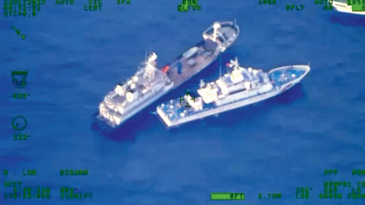 Filipino coast guard ship rammed by Chinese CG