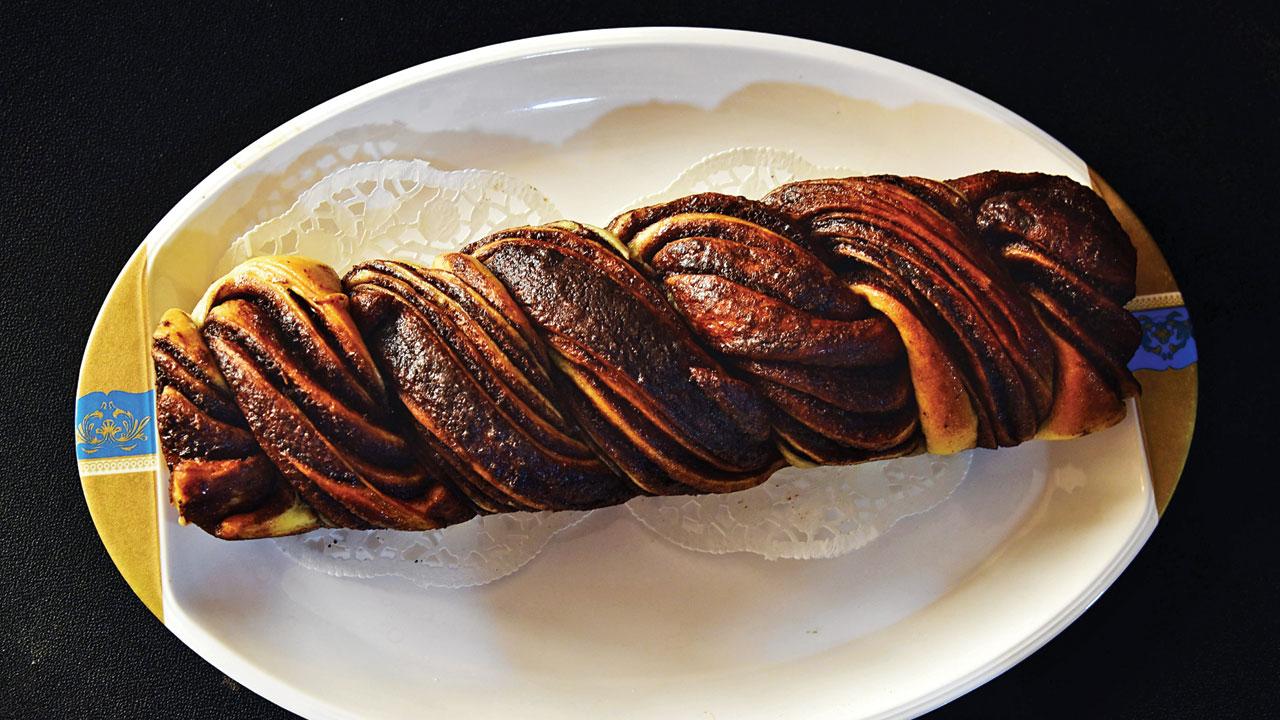 Chocolate babka