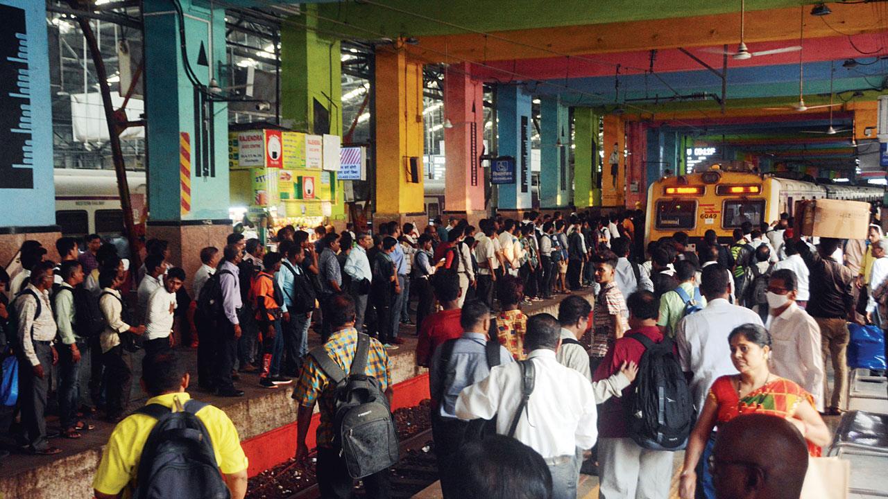 Churchgate station witnessed slightly lesser crowd as compared to other stations. Pic/Satej Shinde
