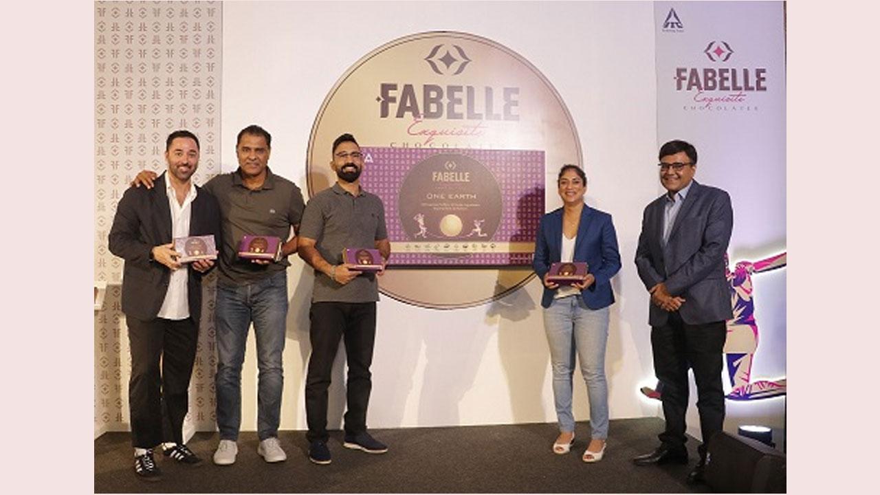 At the unveiling of ITC`s Fabelle One Earth, Australian Celebrity Chef Andy Allen,  Rohit Dogra Chocolates, COO - Coffee, Confectionary & New Category Development Foods Division, ITC Limited , and cricket icons Dinesh Karthik, Waqar Younis, and Lisa Sthalekar were present.