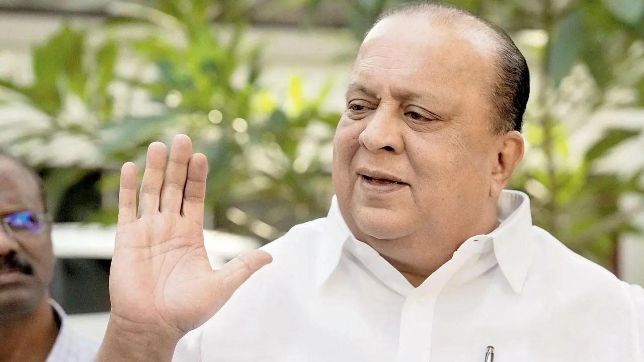 Positive changes will be brought in functioning of govt hospitals, says minister Positive changes will be brought in functioning of govt hospitals, says minister