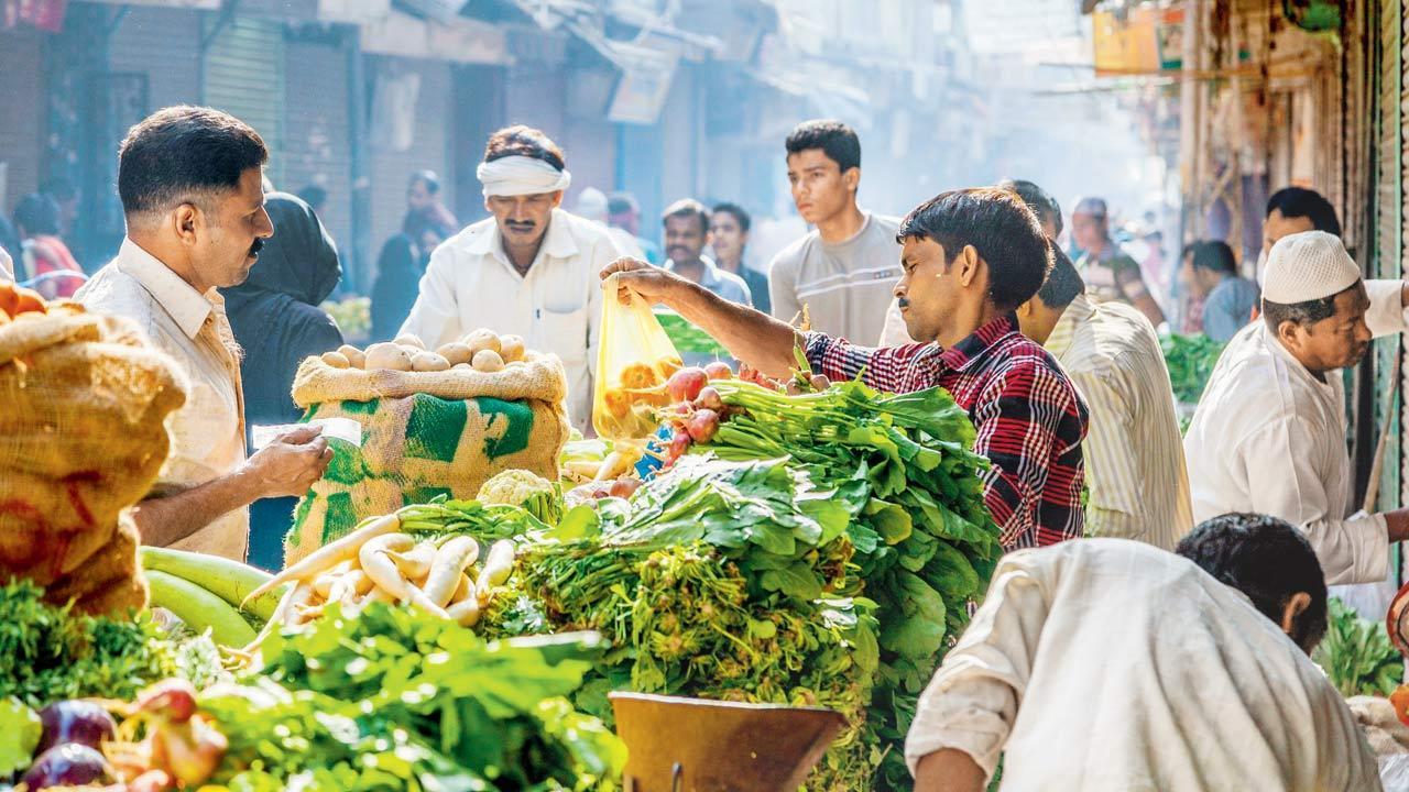 Mumbai: Hawkers upset as BMC chief ends meeting in 25 minutes