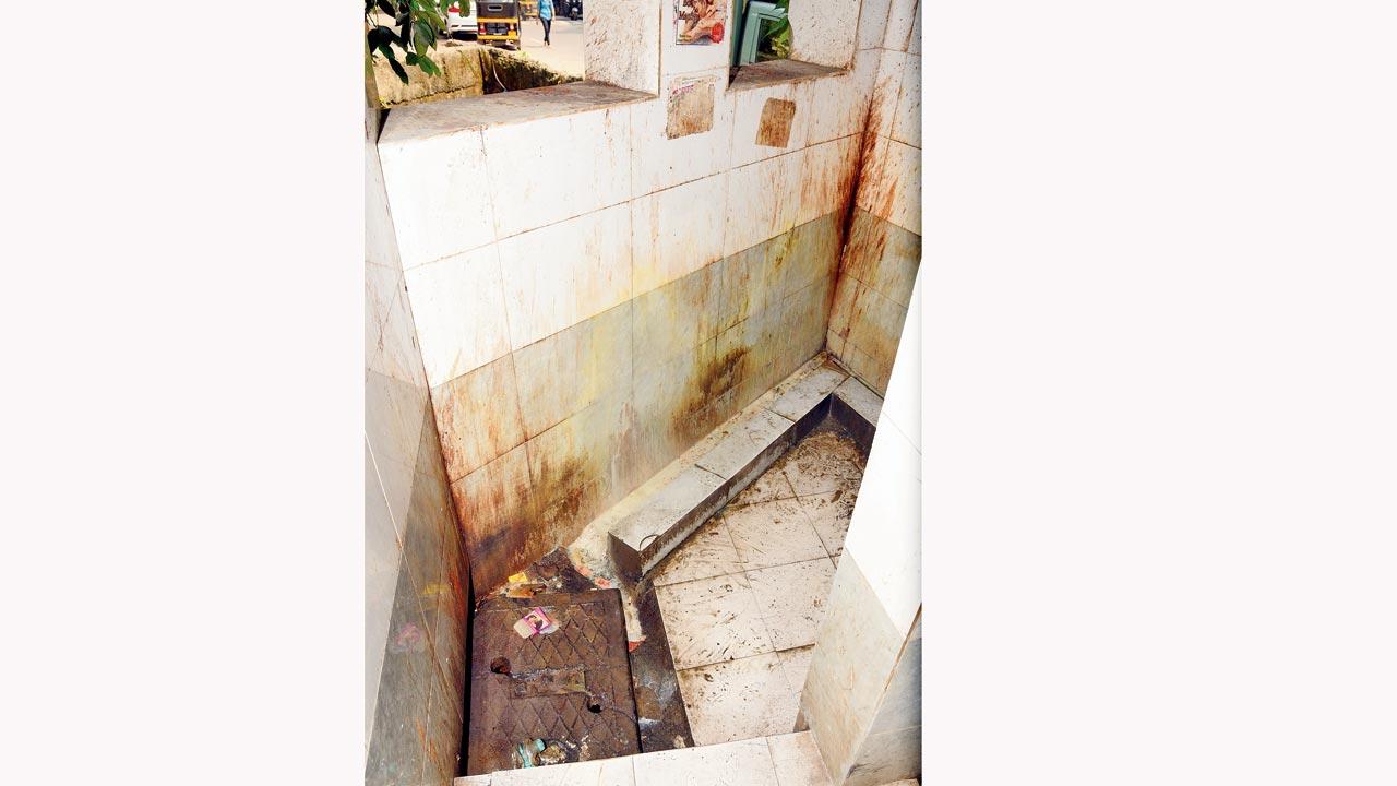 Locals at Aai Mata chowk say they have never seen the toilet being cleaned