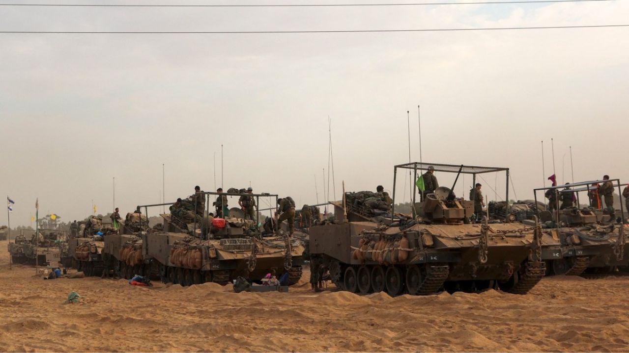 The report mentions the high casualties in the conflict, with more than 8,500 Palestinians and over 1,400 Israelis killed. The toll includes a significant number of civilians and is unprecedented in recent Israeli-Palestinian history.