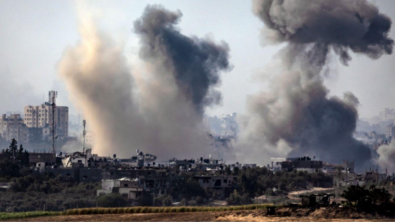 The conflict has forced hundreds of thousands of Palestinians to remain in the northern part of Gaza. Israeli troops and tanks have reportedly advanced on several sides of Gaza City, causing concern for the civilian population.