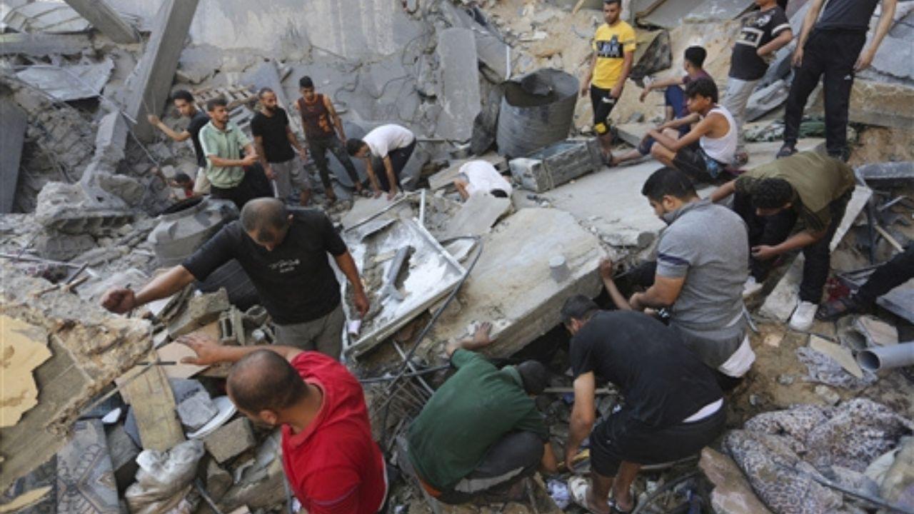The UN Relief and Works Agency (UNRWA), which provides critical services to the population, has lost 64 staff members since the conflict began. This is a record number of UN aid workers killed in such a short time.