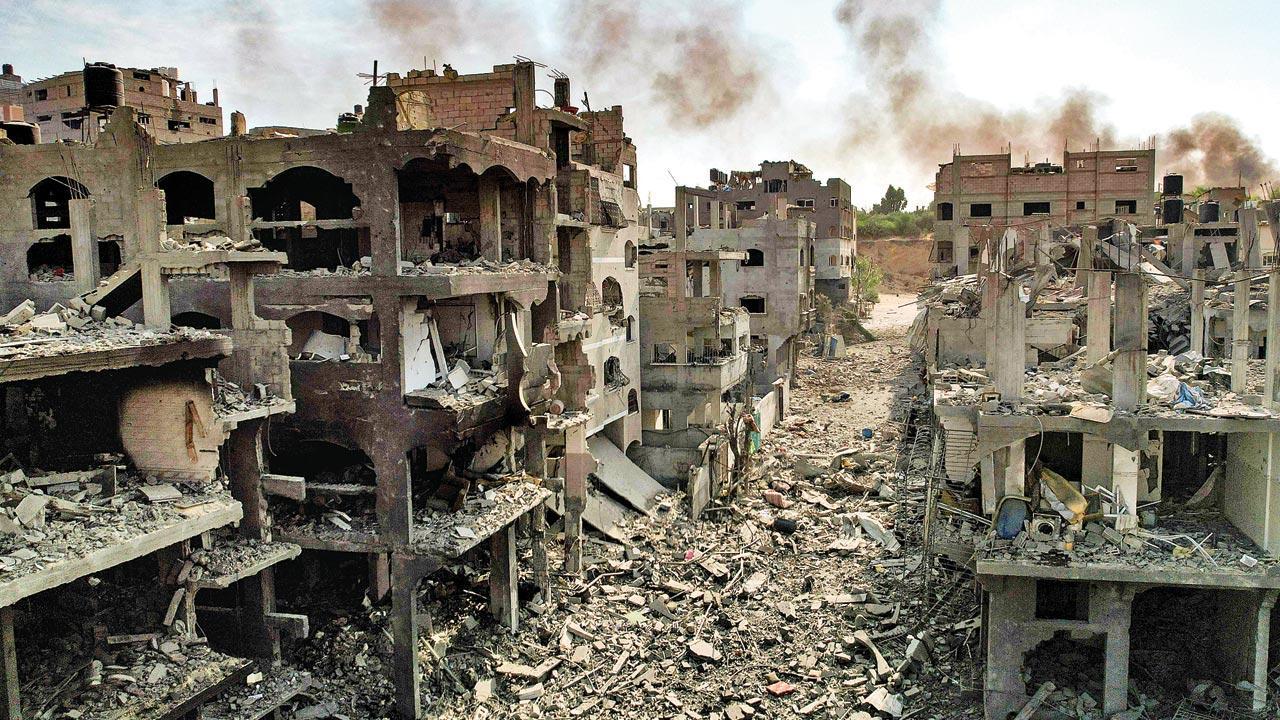 Israel bombs the house of Hamas military chief’s father