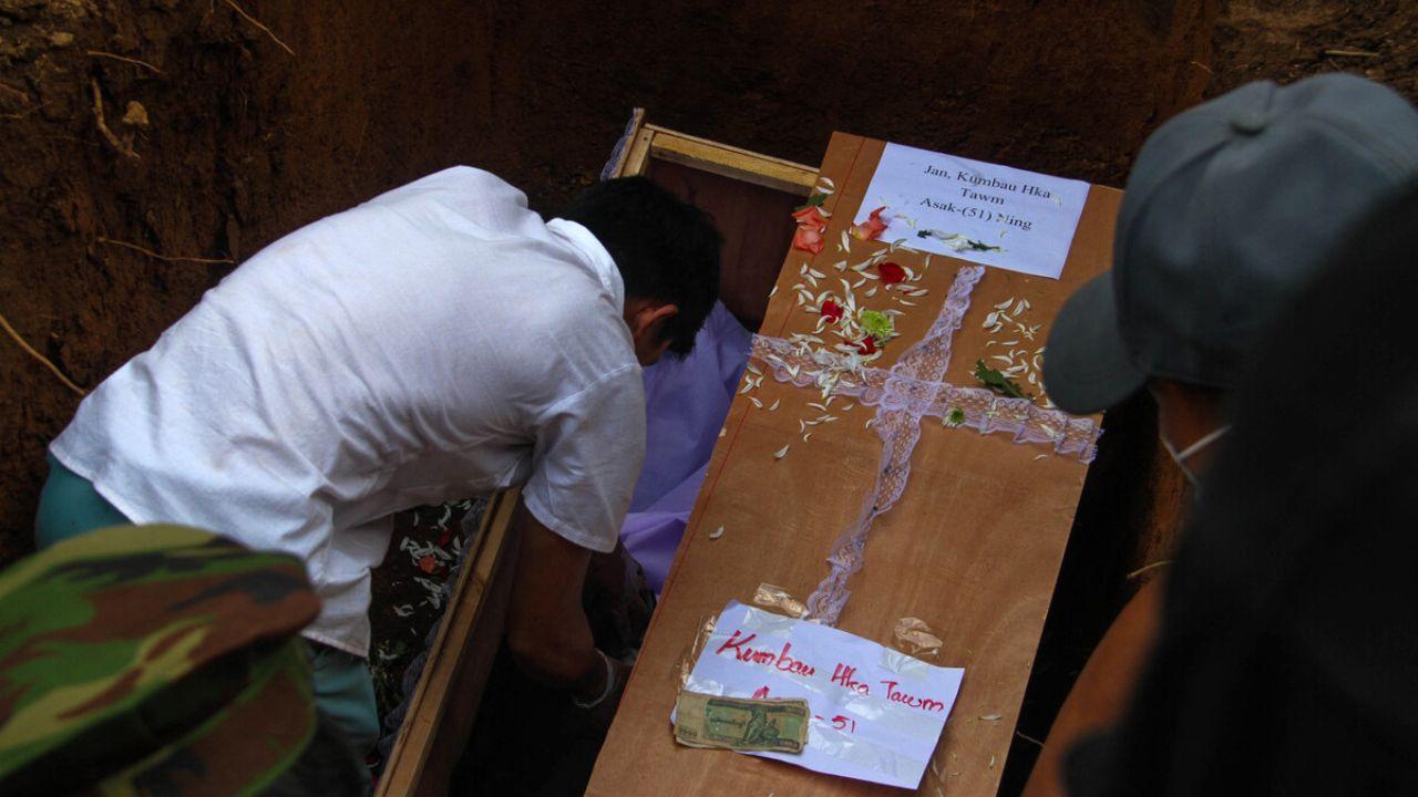 Although the military claims it targets only armed guerrilla forces and facilities, there’s enough evidence to substantiate that churches and schools have also been hit and many civilians were killed or wounded like in Laiza. 
