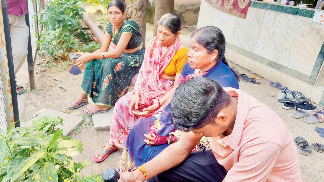 (From right) Rajeshwari’s brother Krishna Bhartare along with their mother Devkabai and other relatives