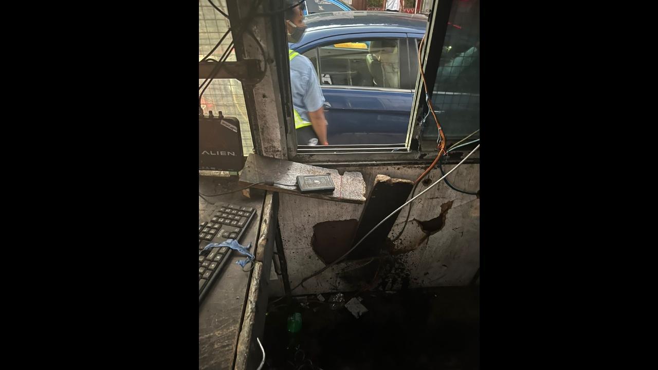 Mumbai: MNS worker sets ablaze Mulund toll plaza over toll hike
