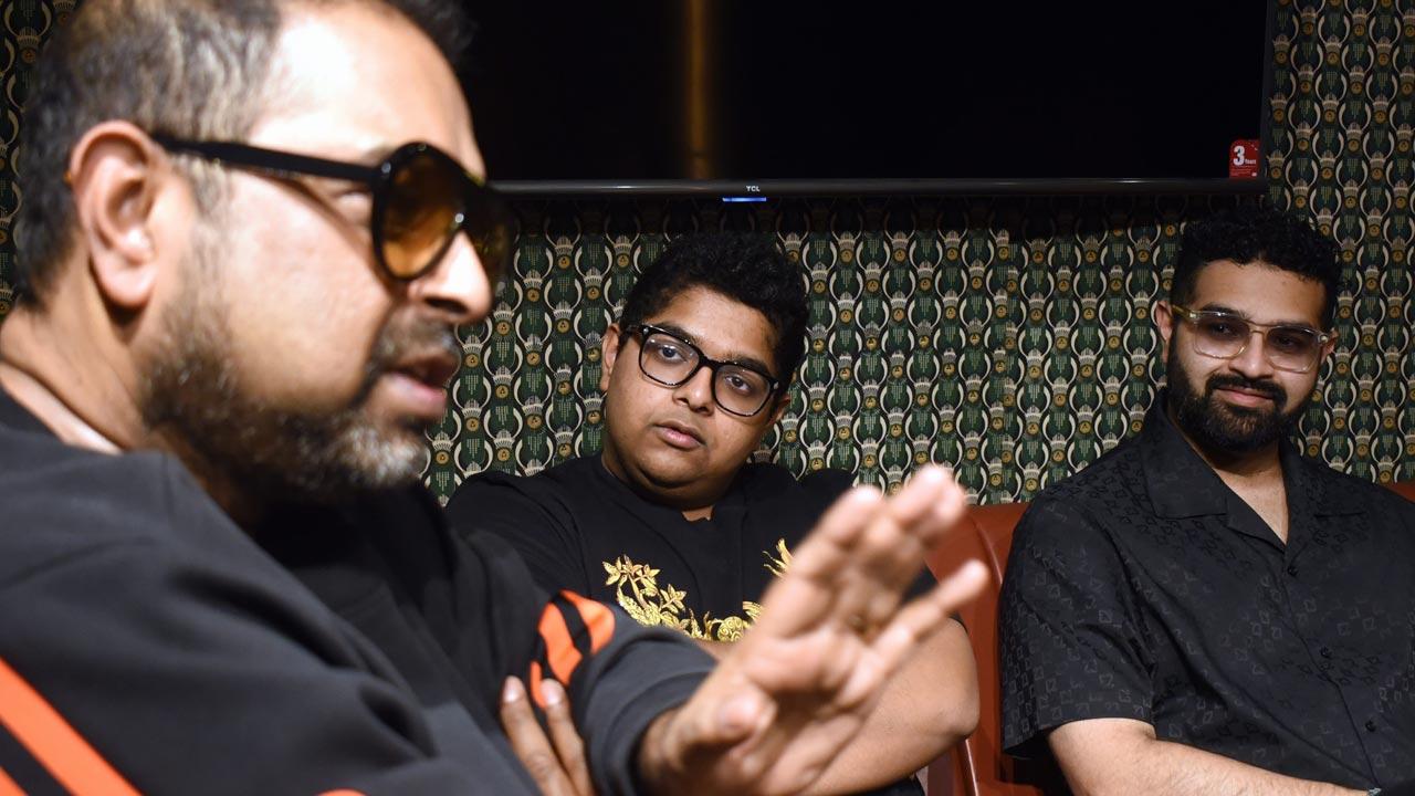 Shankar Mahadevan with sons Siddharth and Shivam