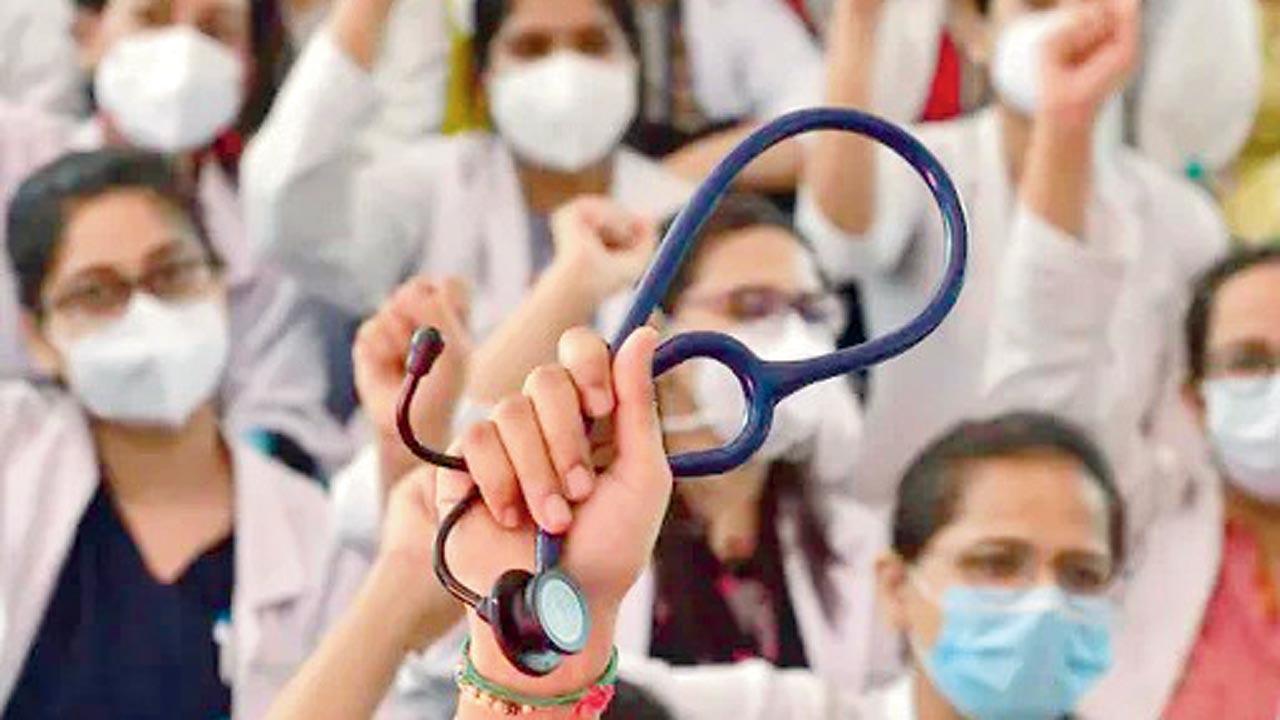 Mumbai: 305 medical students could lose academic year over attendance