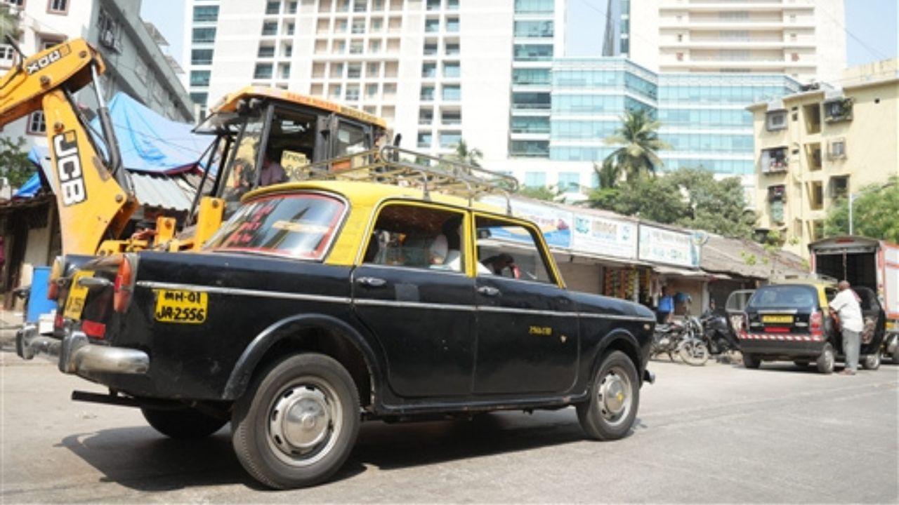 The simultaneous retirement of these two once-ubiquitous and integral modes of public transportation has left transportation enthusiasts in Mumbai deeply saddened. Some have even called for the preservation of at least one 'Premier Padmini' on the road or in a museum.