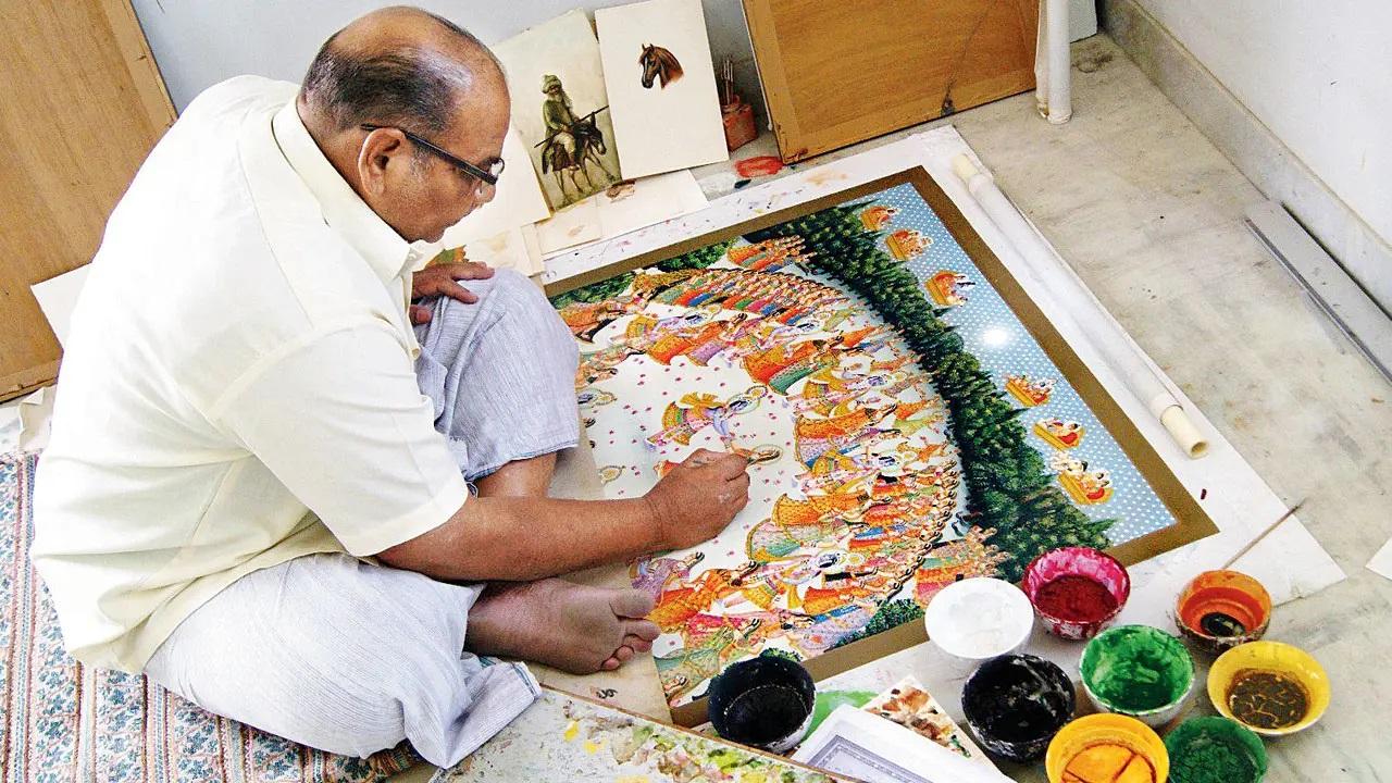Rajasthan Best Artist Awardee Mukesh Bhanwarlal Sharma is showcasing an exclusive collection of his Pichwai art. Pichwai is a traditional form of art that showcases scenes from the life of Lord Krishna.
WHEN: Till October 15, 11 AM to 7 PMWHERE: Jehangir Art Gallery, Kala Ghoda