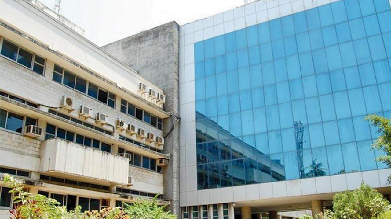 Mumbai: Police book laboratory in-charge for negligence