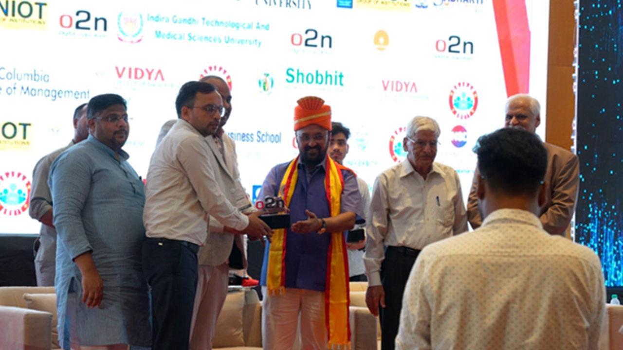 Rojgar With Ankit Awarded 'Number One Educational Channel in Uttar Pradesh' at Shiksha Samagam 2023