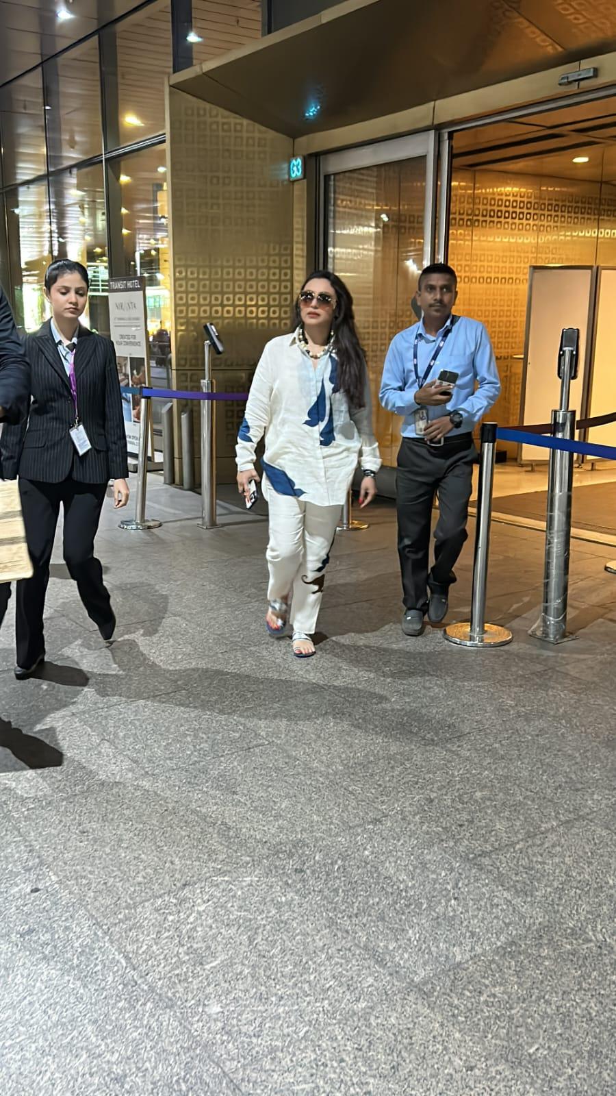 Rani Mukerji was clicked at the Mumbai airport. The actress wore a chic shirt and loose pants for the comfy look
