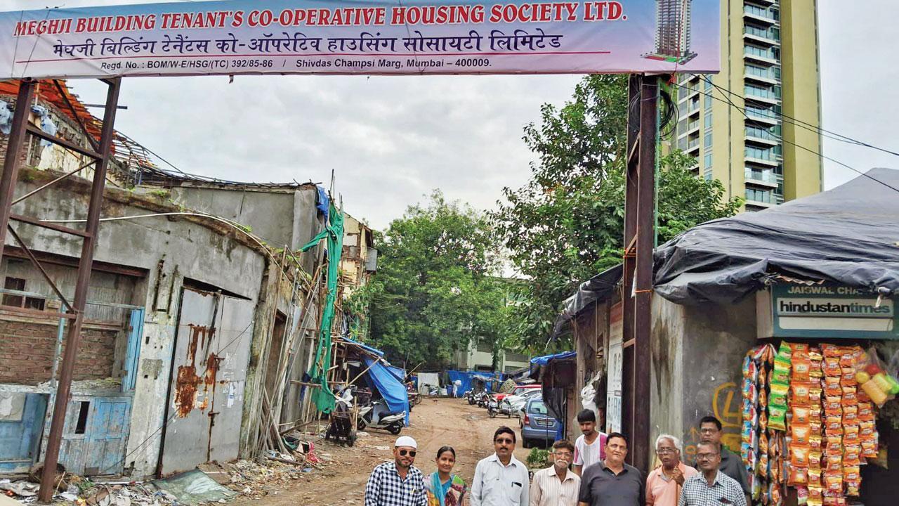 Mumbai: Housing society secretary assaulted for changing builder for redevelopment