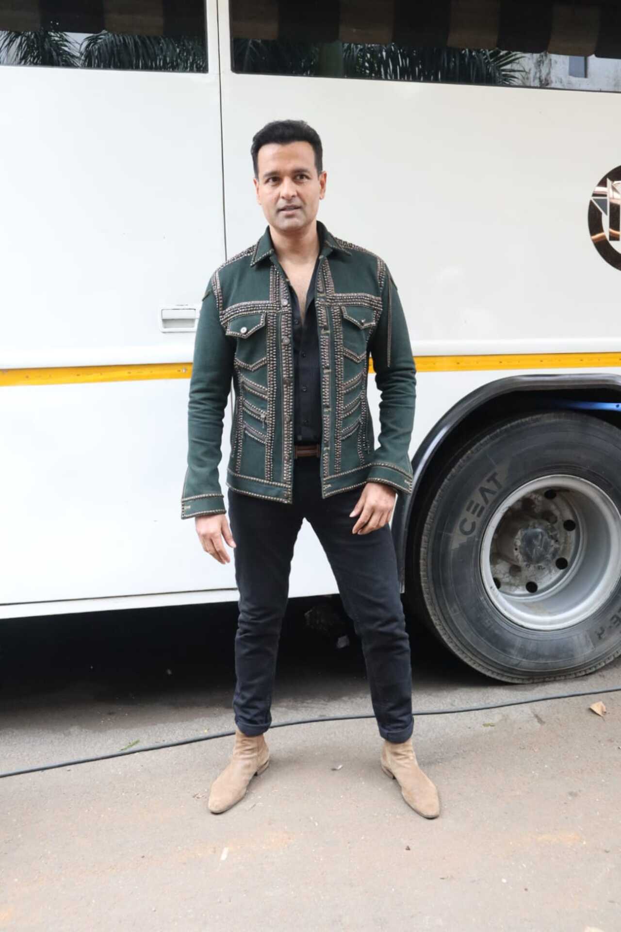 Rohit Roy looked dapper as he reached the set of Khatron Ke Khiladi 13 for the finale shoot