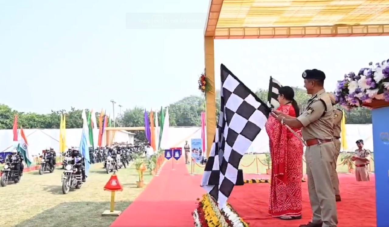 This Motorcycle Expedition is a collaborative effort with the Ministry of Women and Child Development. During their journey, these women are engaging with students, NCC cadets, Anganwadi workers, and Self-Help Groups, conveying the vital message of 