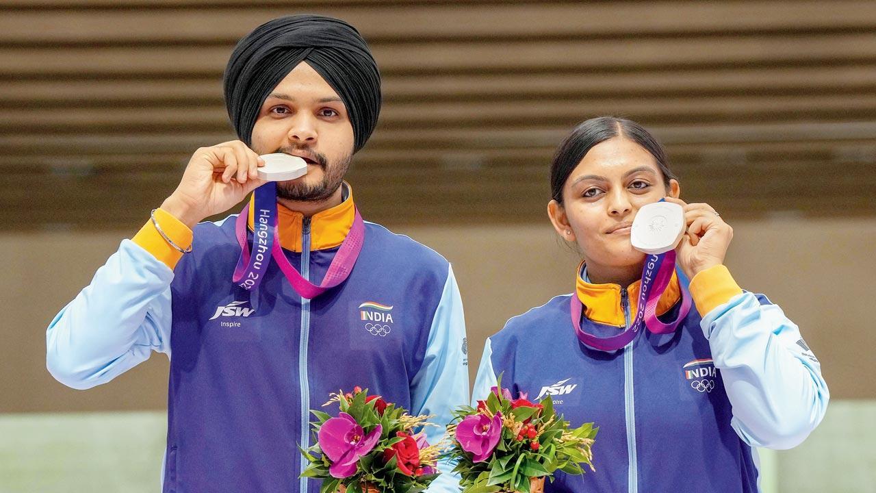 Sarabjot, Divya win mixed team silver in 10m air pistol