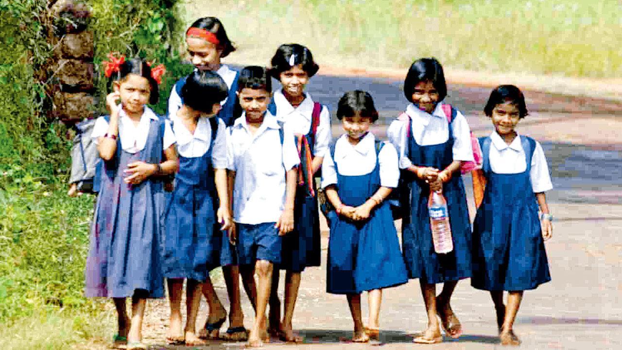 State teachers unite against Maharashtra’s cluster school policy