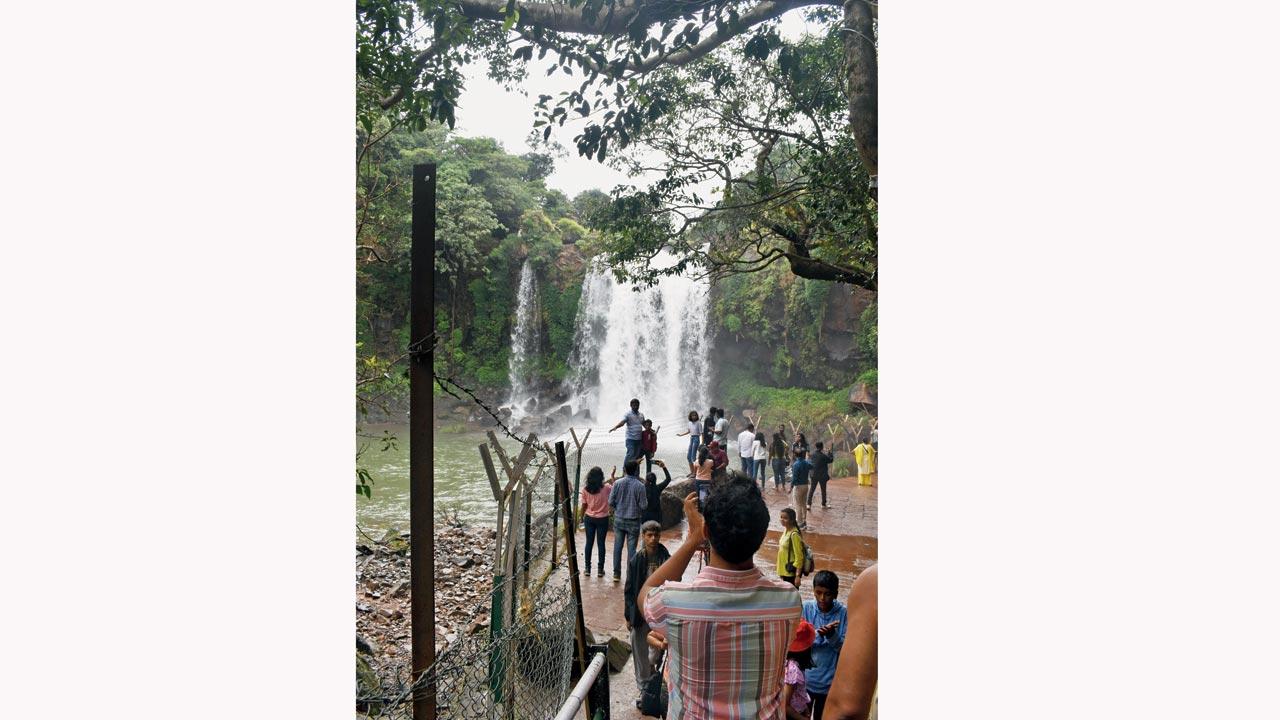 Thoseghar waterfalls are a popular tourist location near Satara