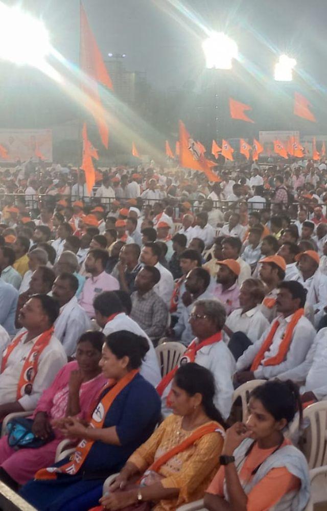 Duelling Shiv Sena Dussehra rallies