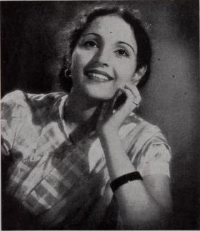 2nd GenerationShobhana Samarth, a talented actress who also took on roles as a director and producer, became a major presence during the early days of Indian cinema. Her career spanned both Marathi and Hindi films, and she left a lasting mark on the industry. Shobhana Samarth's impact wasn't limited to her performances; she also played a pivotal role behind the scenes, producing and directing films that set the stage for her daughters, Nutan and Tanuja, to make their mark in the film world, solidifying their family's enduring influence in the industry.