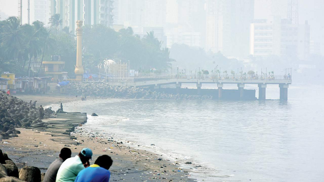 Poor air quality in Mumbai: BMC procuring 30 more anti-smog machines