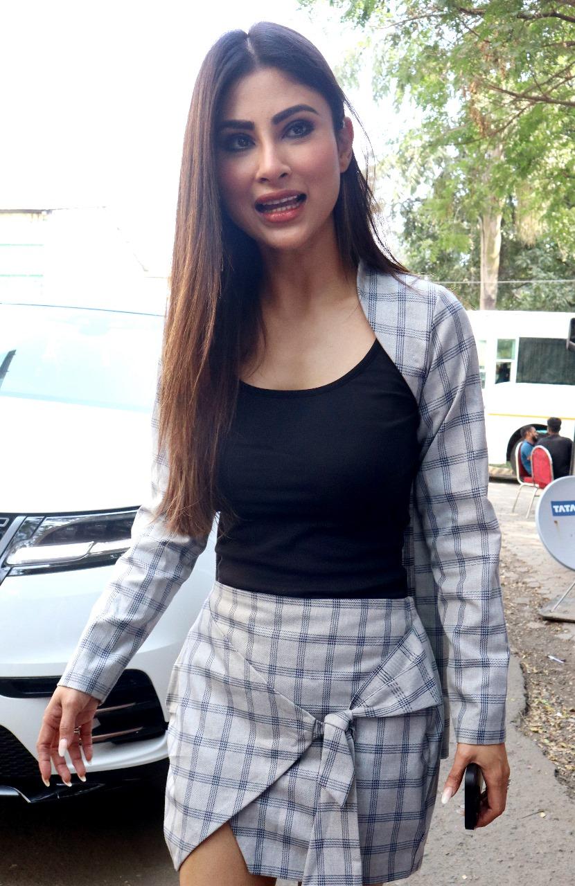  Mouni was spotted in the city wearing a matching grey mini-skirt and blazer with a black crop top