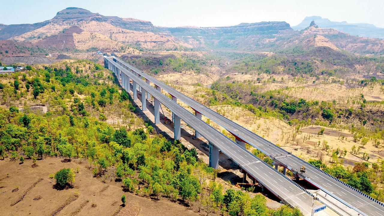 The 1.2 km long and 60 metres high viaduct bridge on the Thane-Nashik leg of the Samruddhi Expressway