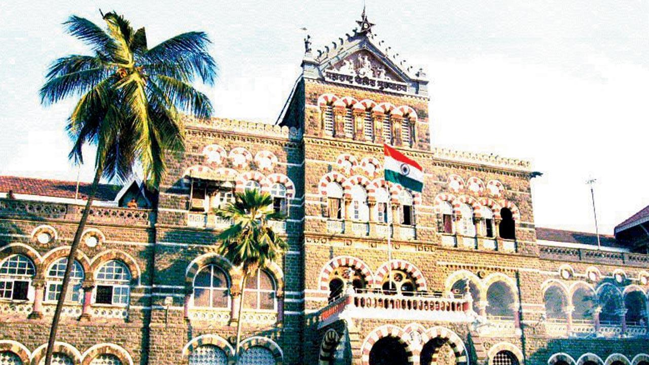 Mumbai: 'Police officers declining promotions due to undisclosed income'