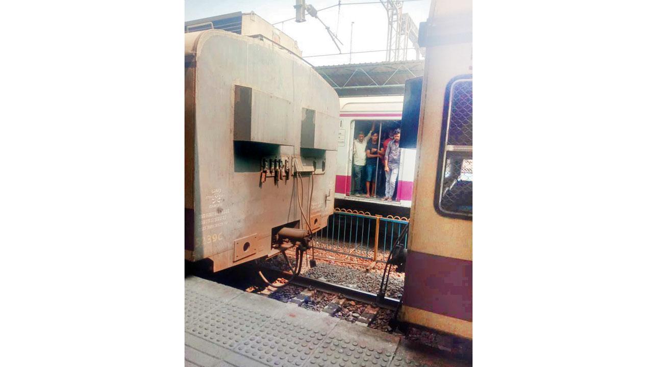 Mumbai: Running local train splits in two