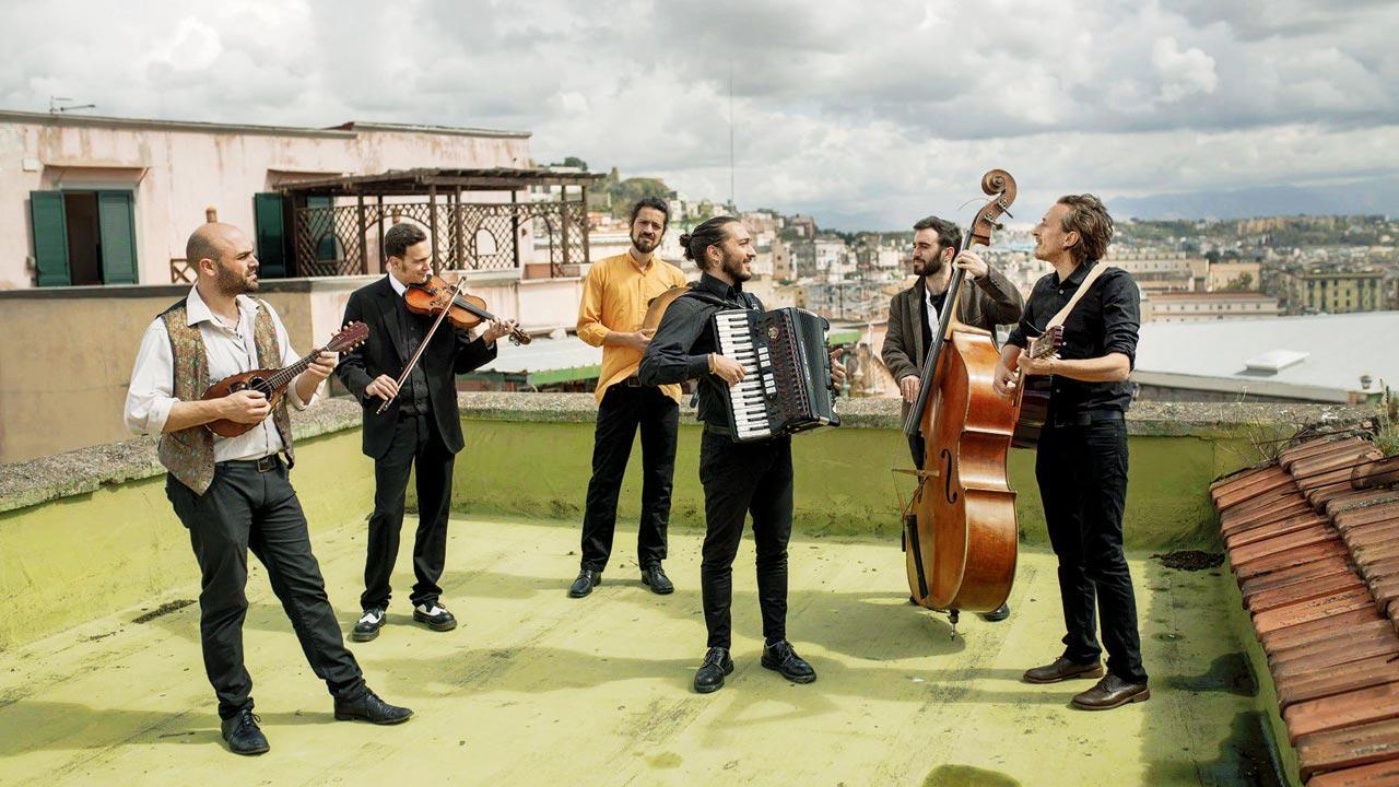 This Napoli band will dive into folk music of Campania in Mumbai this weekend