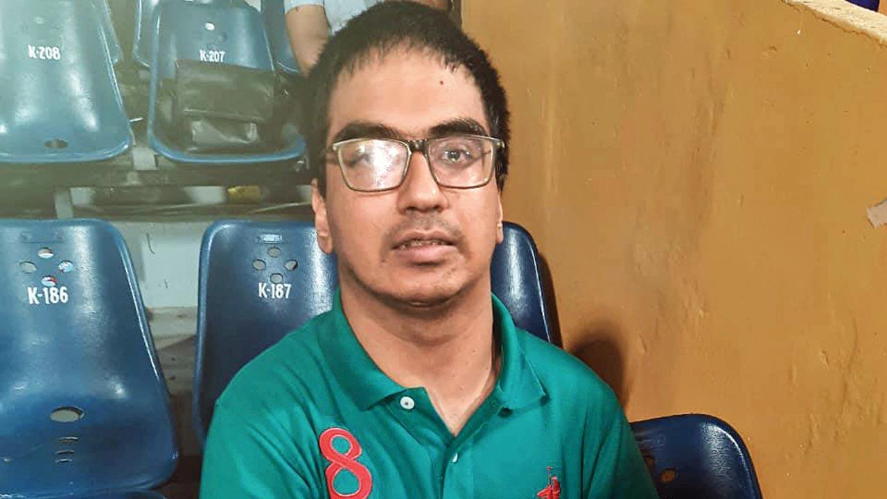 Inadequate wheelchair causes Abhishek to walk 1 km to seat; MCA Secretary Naik 
