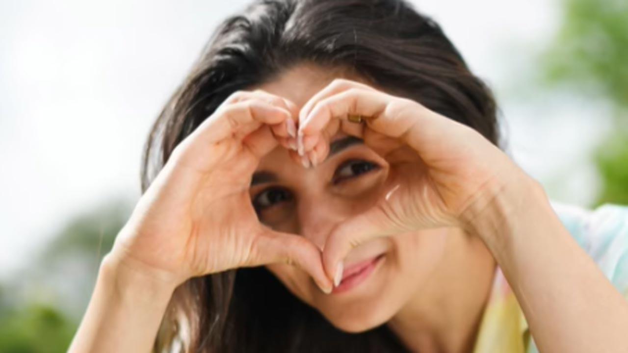 Alia Bhatt expresses 'onlyyy love' as she crosses 80 million followers on Instagram