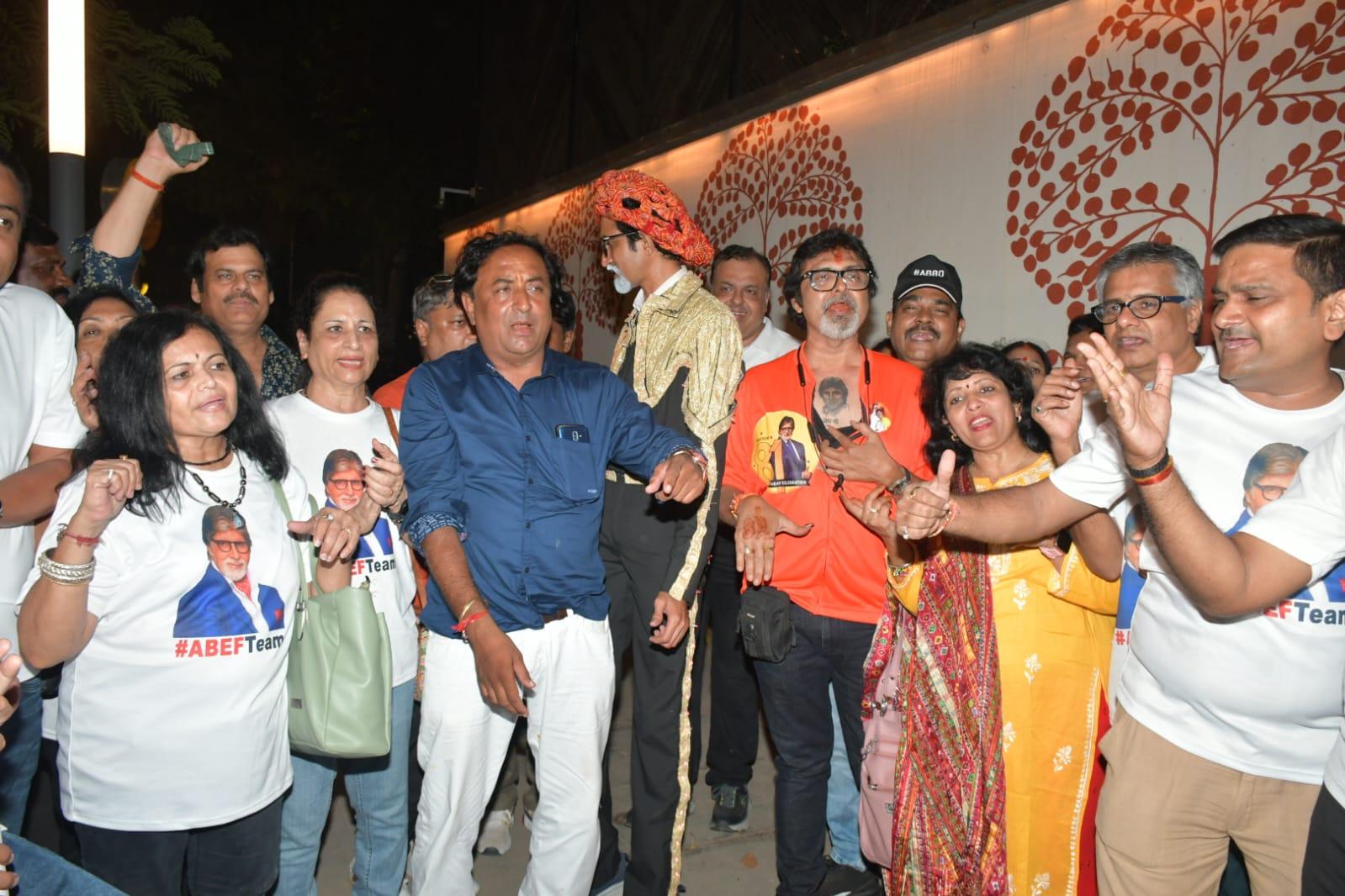 The celebrations were in full swing, with fans wearing T-shirts with Amitabh's face and chanting Big B's name. Some even dressed up like the man himself!