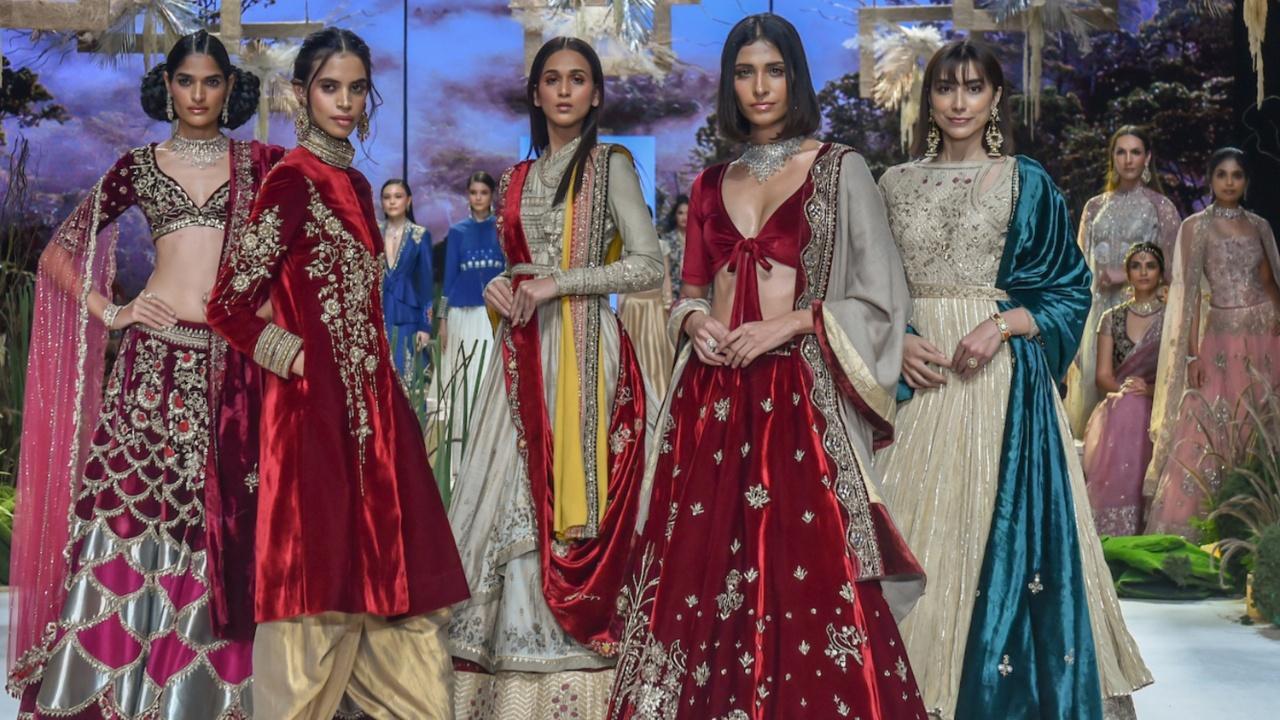 IN PHOTOS: Best looks from Lakme Fashion Week X FDCI 2023