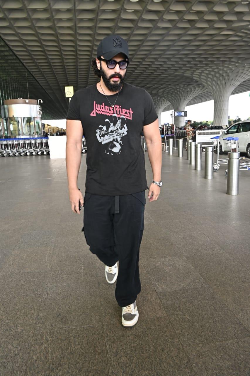 Arjun Kapoor was seen at the airport today
