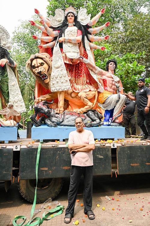 “We welcome all to our pujo to seek Maa Durga's blessings. Celebrations at North Bombay Sarbojanin Durga Puja Samiti will be bigger, better & grander this year,