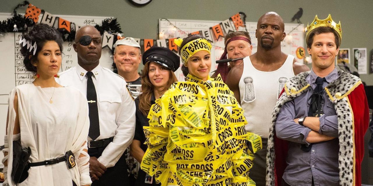 Brooklyn Nine Nine (Halloween from season 1)
The show has some of the best Halloween episodes. In the first season, the precinct begins the tradition of the Halloween heist. While it begins as a competition between Detective Jake and Captain Holt, the following seasons see all members try to outwit each other to win the title of 'Amazing Detective/Genius' 