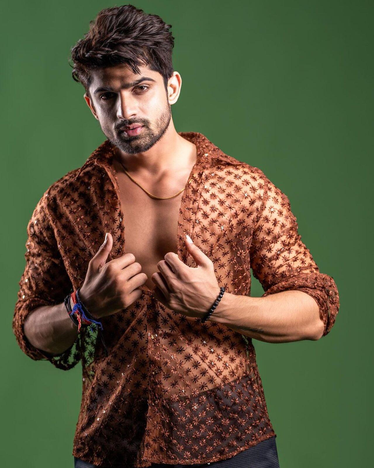 Abhishek Kumar: After starring in Colors' show, Udaariyaan, Abhishek Kumar is said to be entering the 17th season of Bigg Boss with Isha Malviya