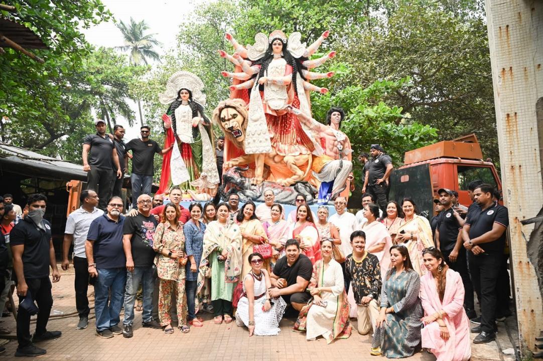 In Photos: Mumbai's grand welcome for Maa Durga
