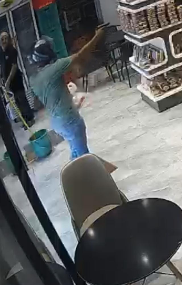 The incident took place at a bakery near the Chhatrapati Shivaji Maharaj statue, close to Kashmira Police Station in Mira Road