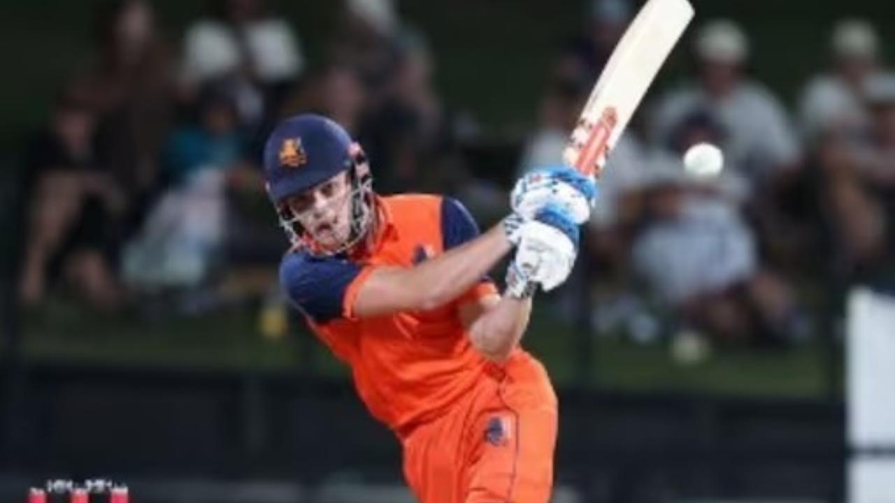 Netherlands's Bas de Leede was the first bowler in the ICC World Cup 2023 to get four wickets haul register under his name. Netherland's will look up to him to strike early scalps against the Proteas in today's clash